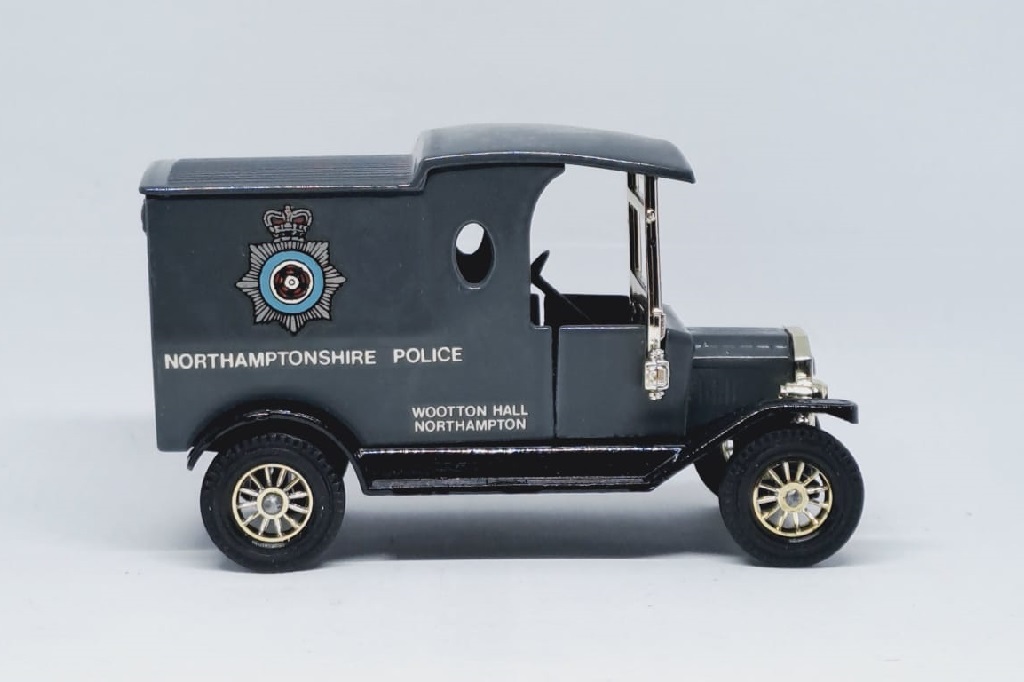 Northamptonshire Constabulary (Creaks of Camberley - AC101)